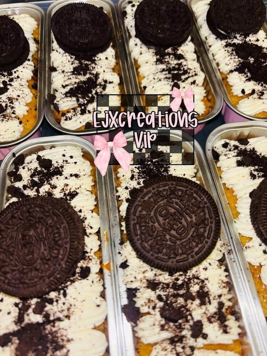 Oreo cheesecake tres leches, mini cake